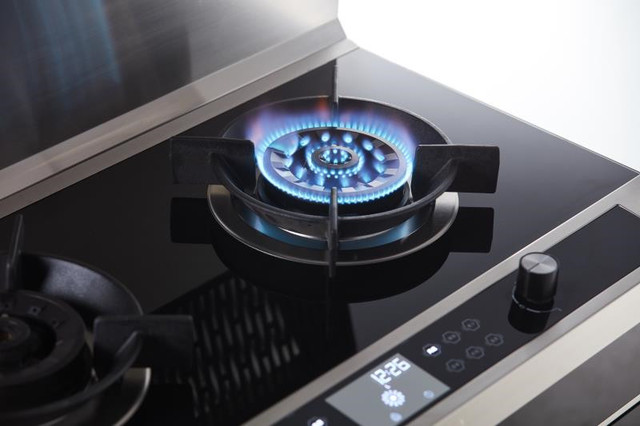 1=3?別不信,優(yōu)格集成灶優(yōu)點多到你數(shù)不過來!